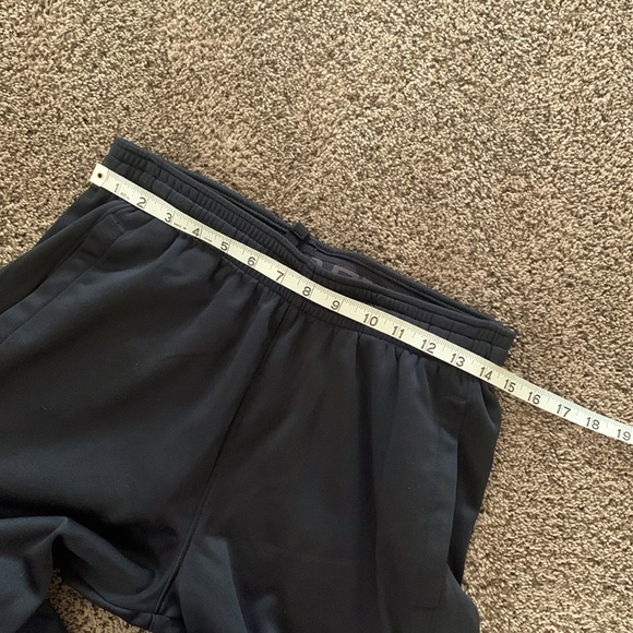 Under Armour Loose Cold Gear Pant - Picture 9 of 11